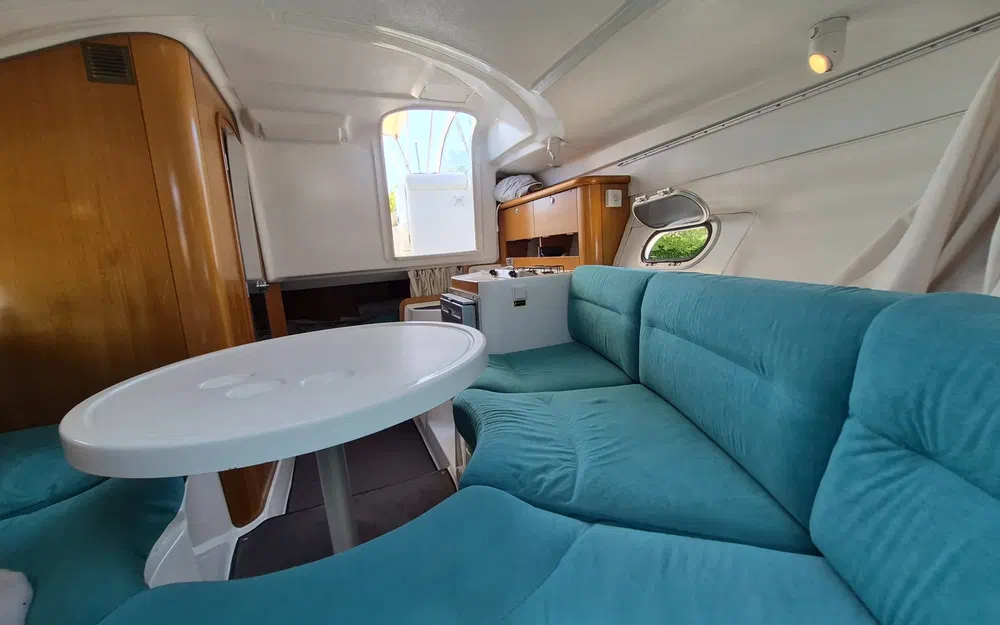 slider 10 Beneteau Flyer 780