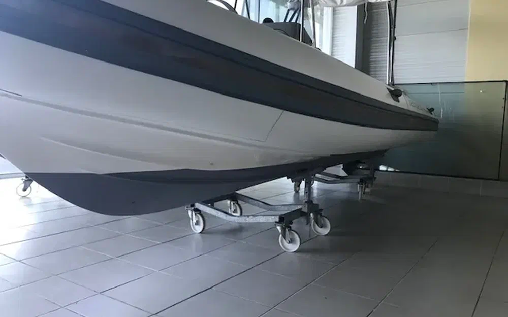slider 3 Capelli Tempest 600 Open