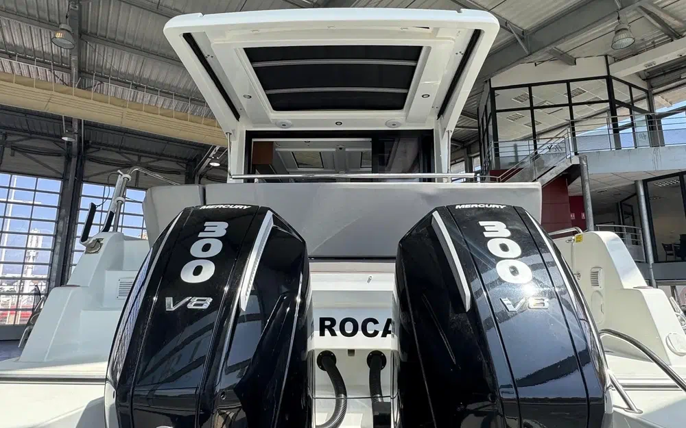 slider 5 Beneteau Antares 11