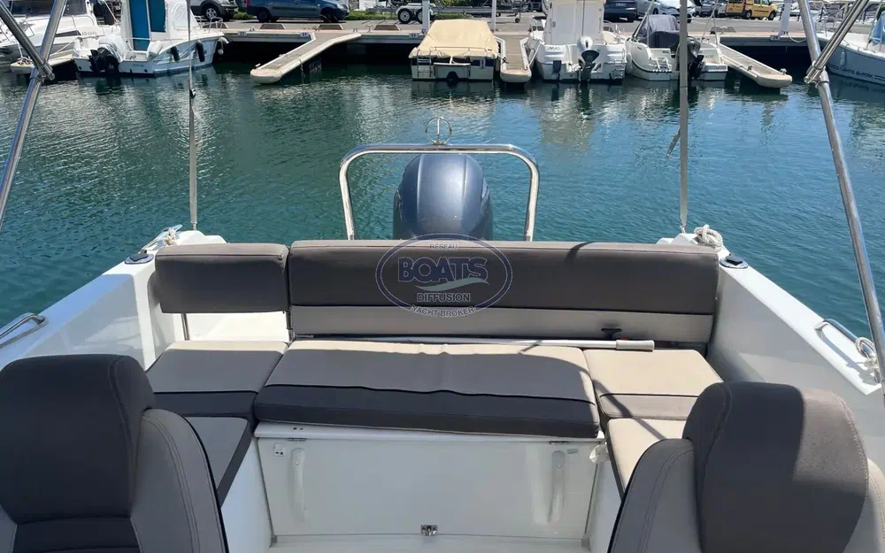 slider 12 Jeanneau Cap Camarat 6.5 BR