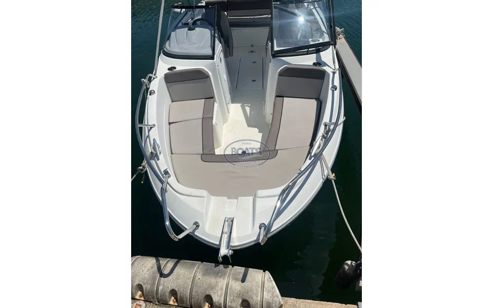 slider 2 Jeanneau Cap Camarat 6.5 BR