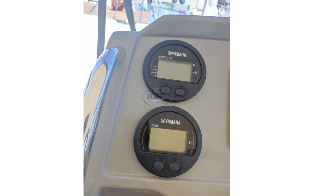 slider 6 Jeanneau Cap Camarat 6.5 BR