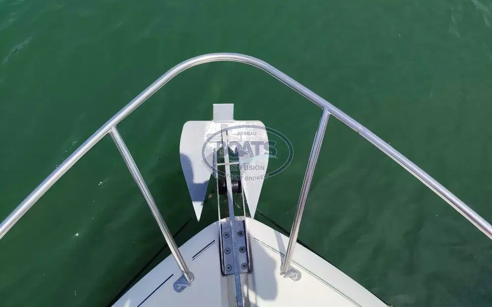 slider 13 Jeanneau Leader 705