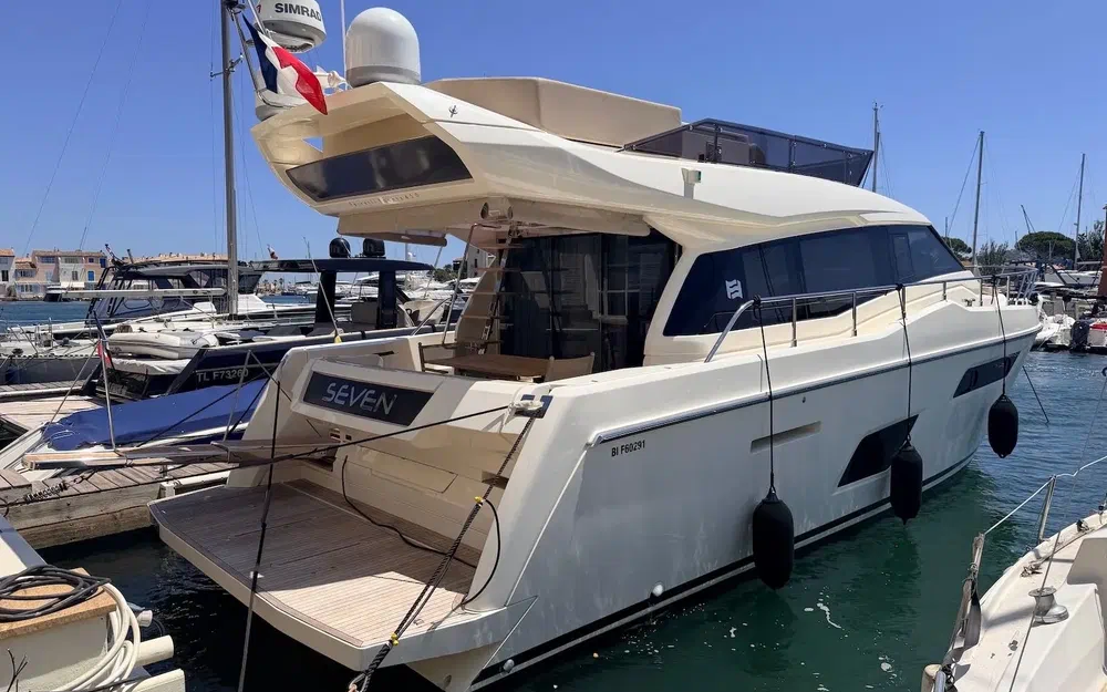 slider 3 Ferretti 450
