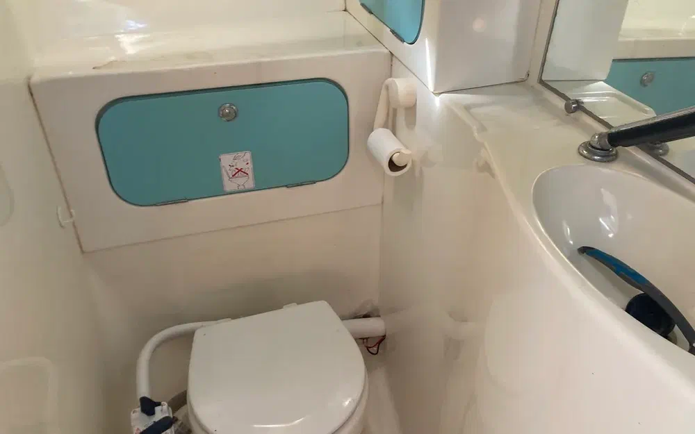 slider 16 Beneteau Antares 805