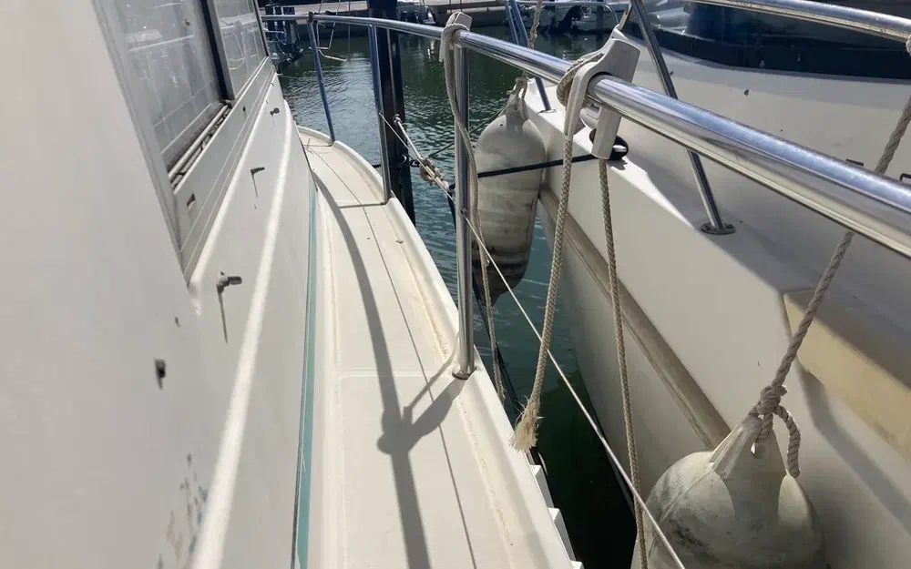slider 6 Beneteau Antares 805