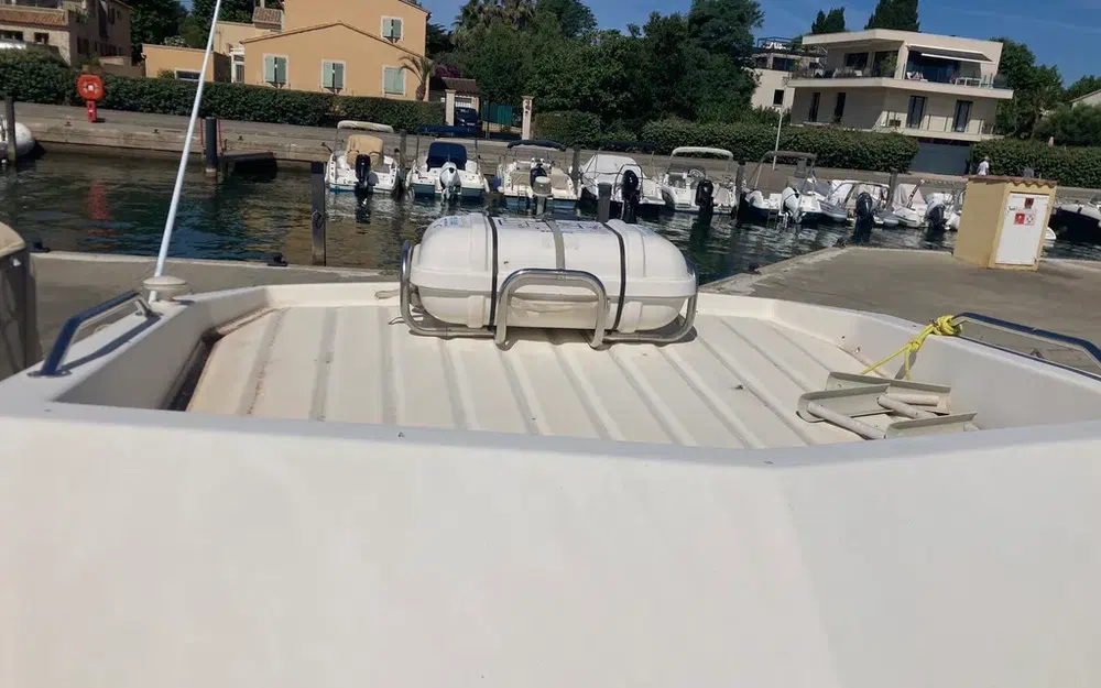 slider 13 Beneteau Antares 805