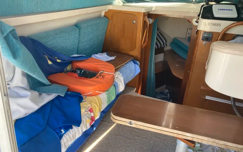 slider 17 Beneteau Antares 805