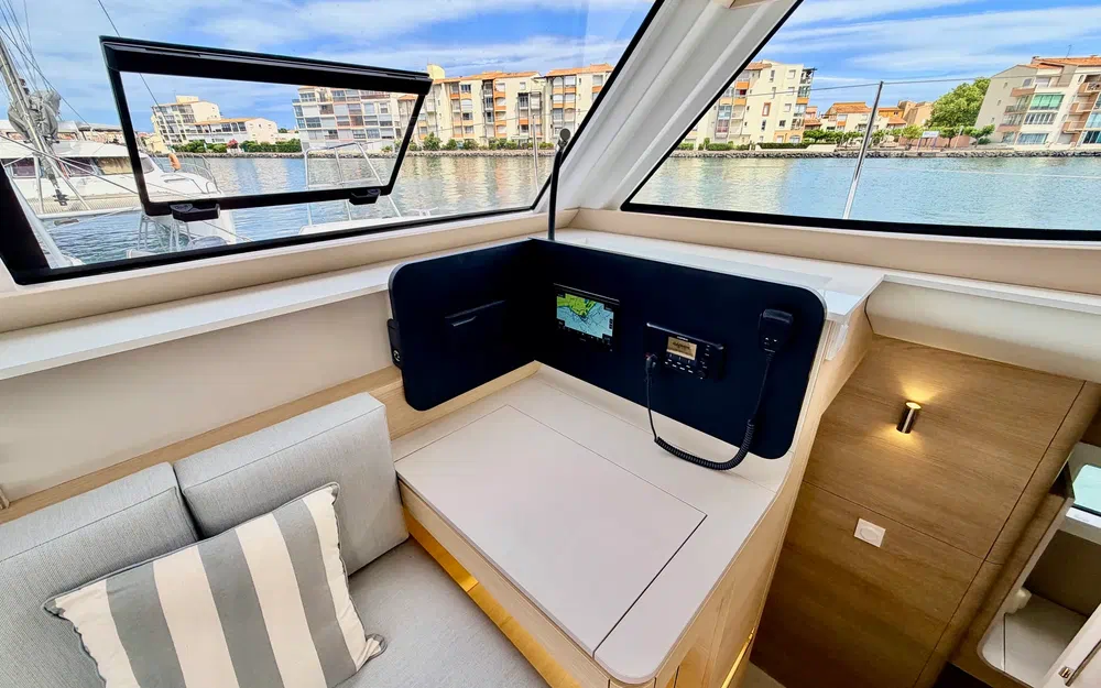 slider 25 Aventura Catamarans A37