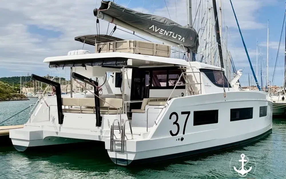 slider 2 Aventura Catamarans A37