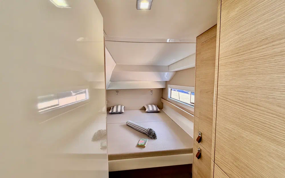slider 29 Aventura Catamarans A37