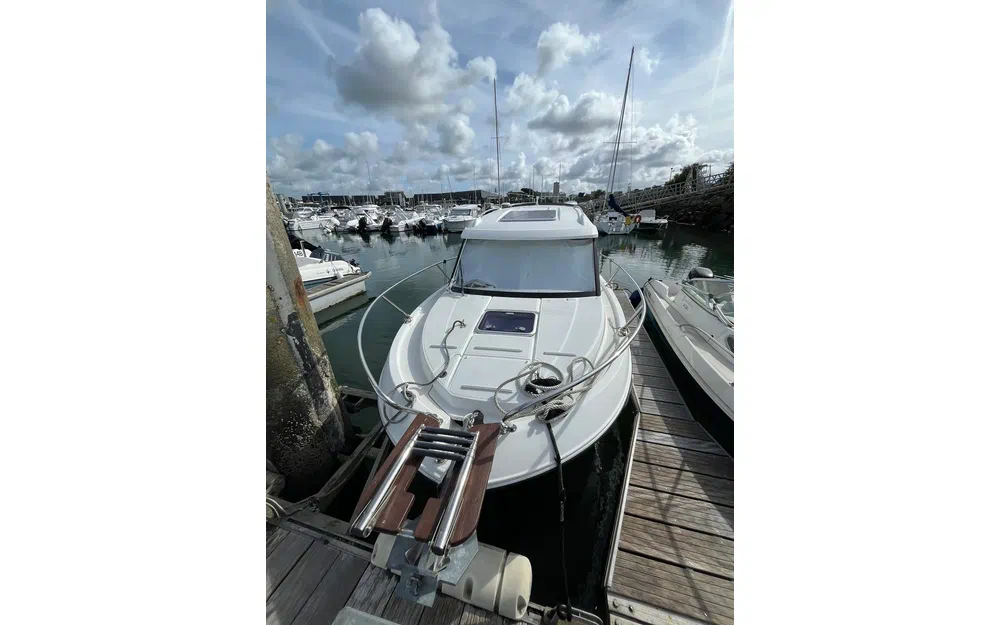 slider 10 Beneteau Antares 7 OB