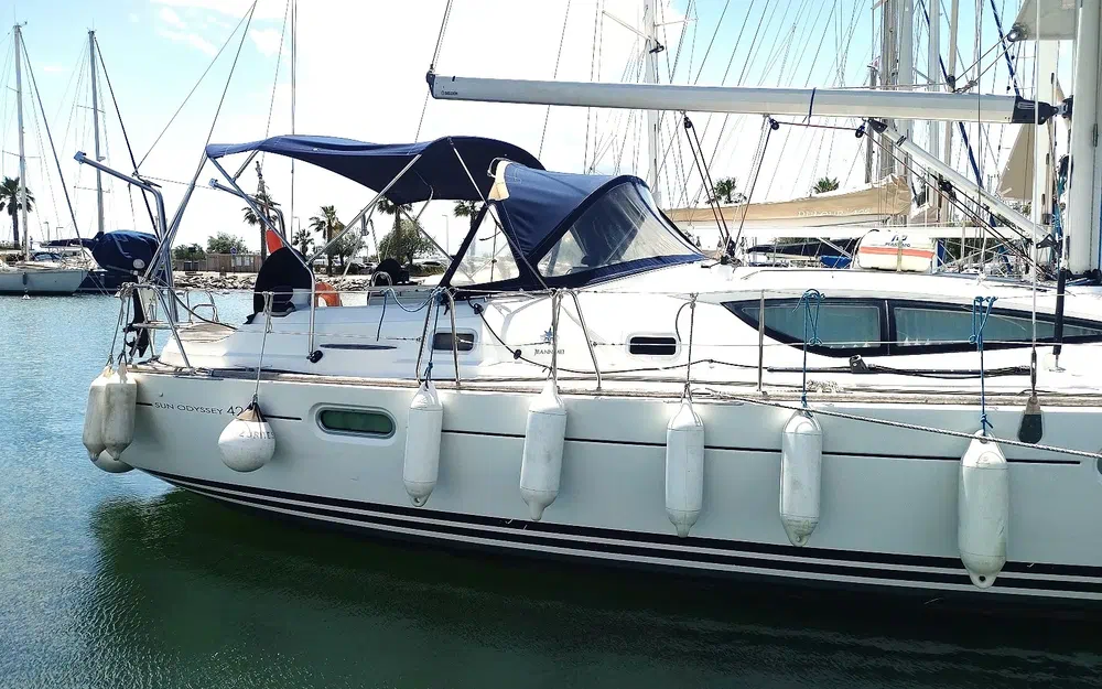 slider 11 Jeanneau Sun Odyssey 42 DS