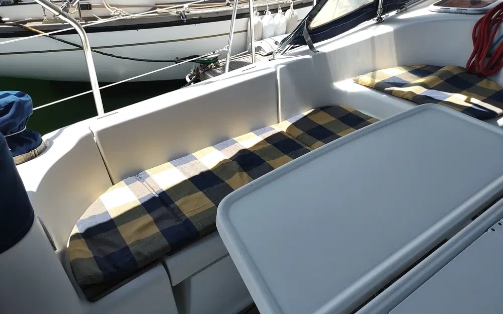 slider 19 Jeanneau Sun Odyssey 42 DS