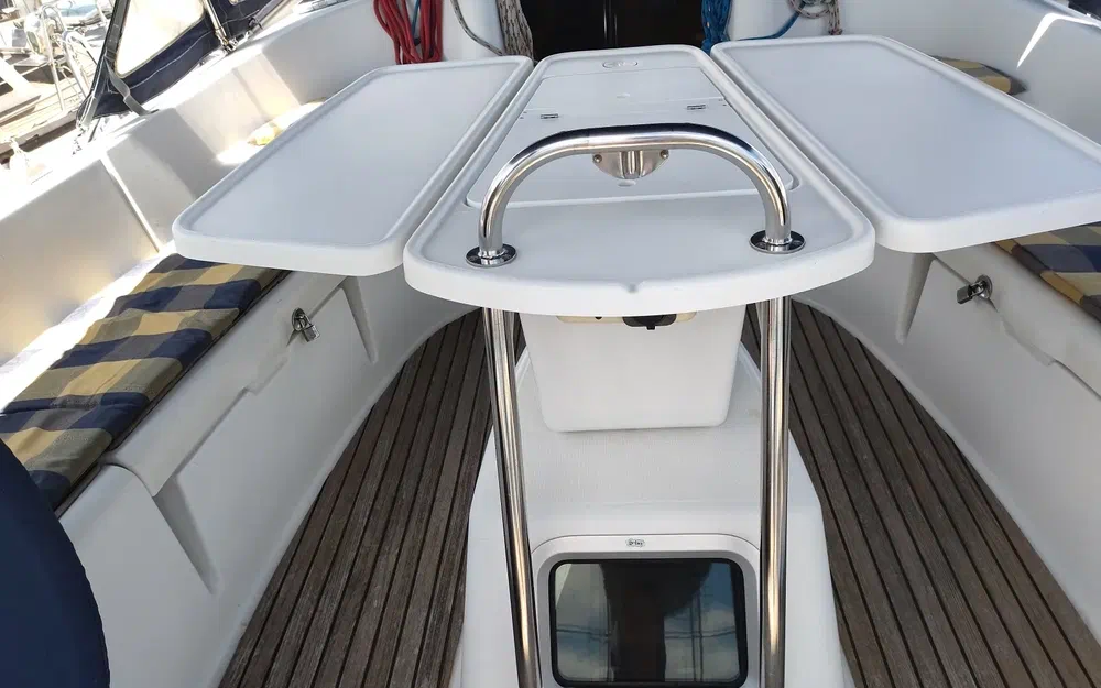 slider 21 Jeanneau Sun Odyssey 42 DS