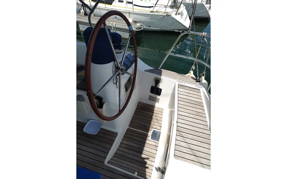 slider 28 Jeanneau Sun Odyssey 42 DS