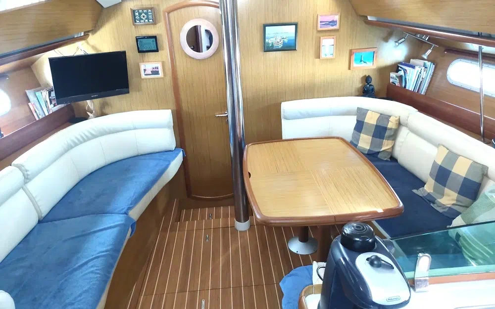 slider 30 Jeanneau Sun Odyssey 42 DS