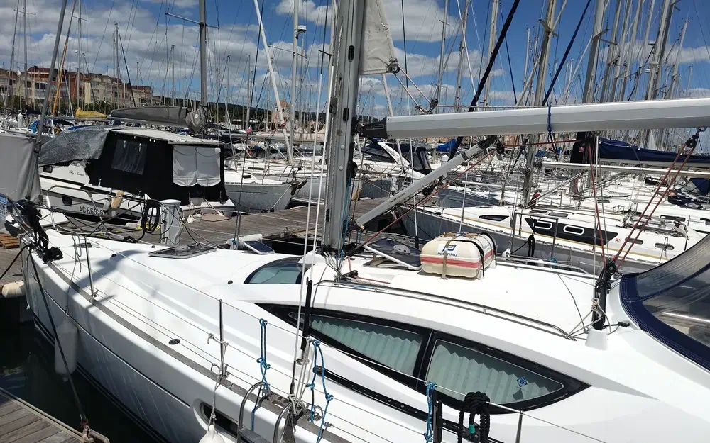 slider 2 Jeanneau Sun Odyssey 42 DS