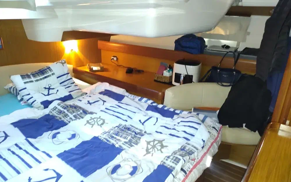 slider 44 Jeanneau Sun Odyssey 42 DS