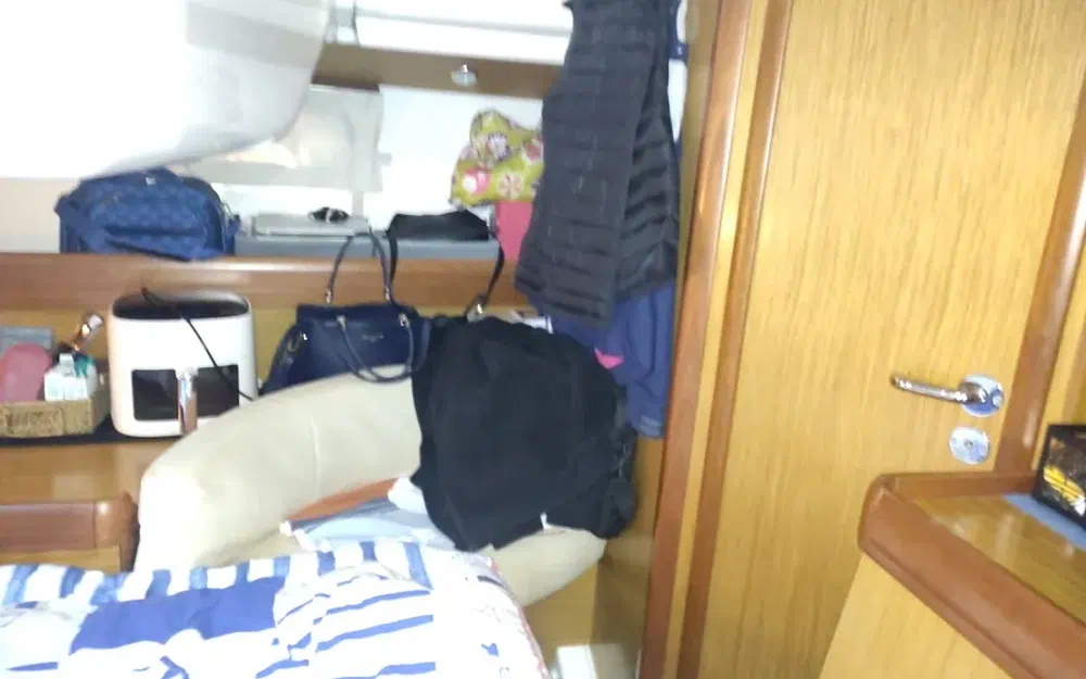 slider 47 Jeanneau Sun Odyssey 42 DS
