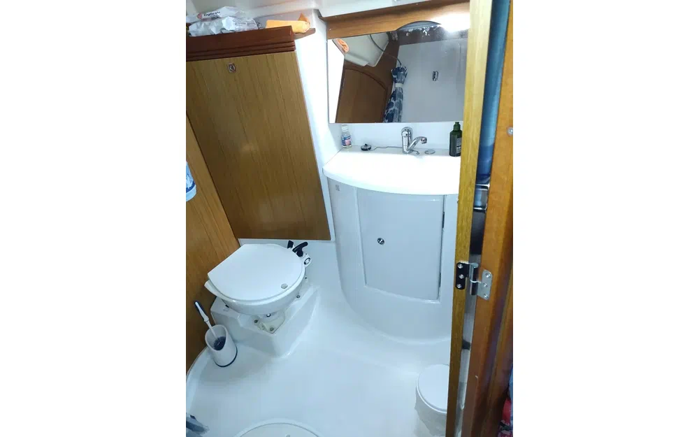 slider 48 Jeanneau Sun Odyssey 42 DS
