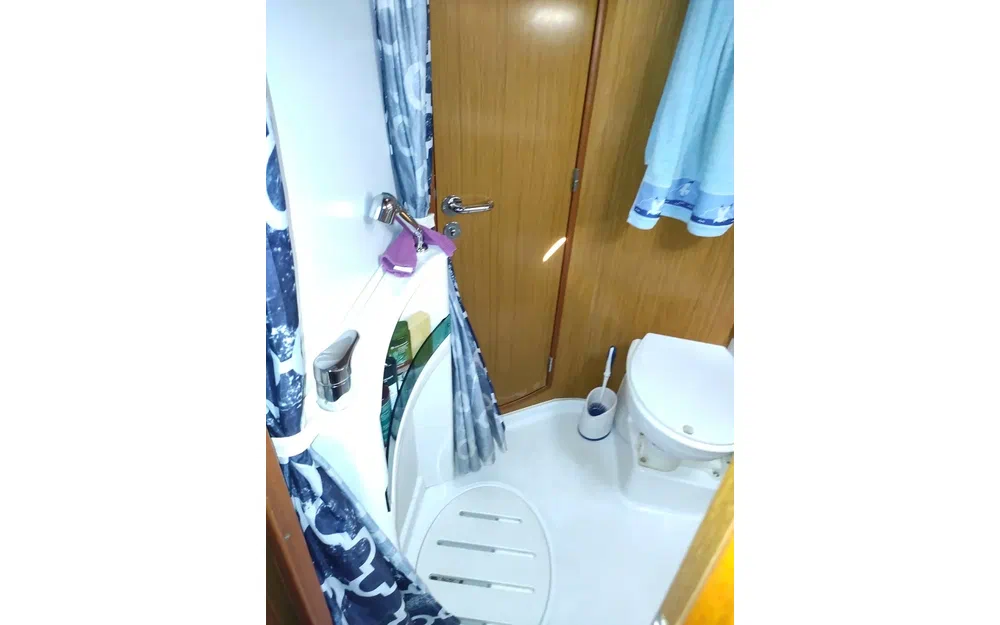 slider 49 Jeanneau Sun Odyssey 42 DS