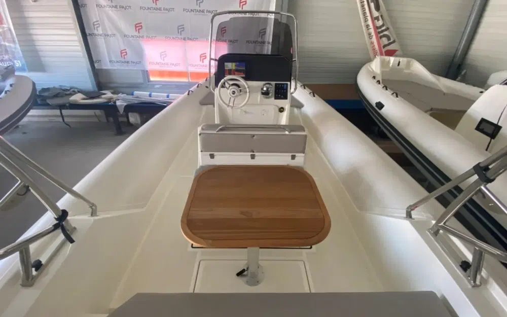 slider 1 Nuova Jolly NJ 700 XL