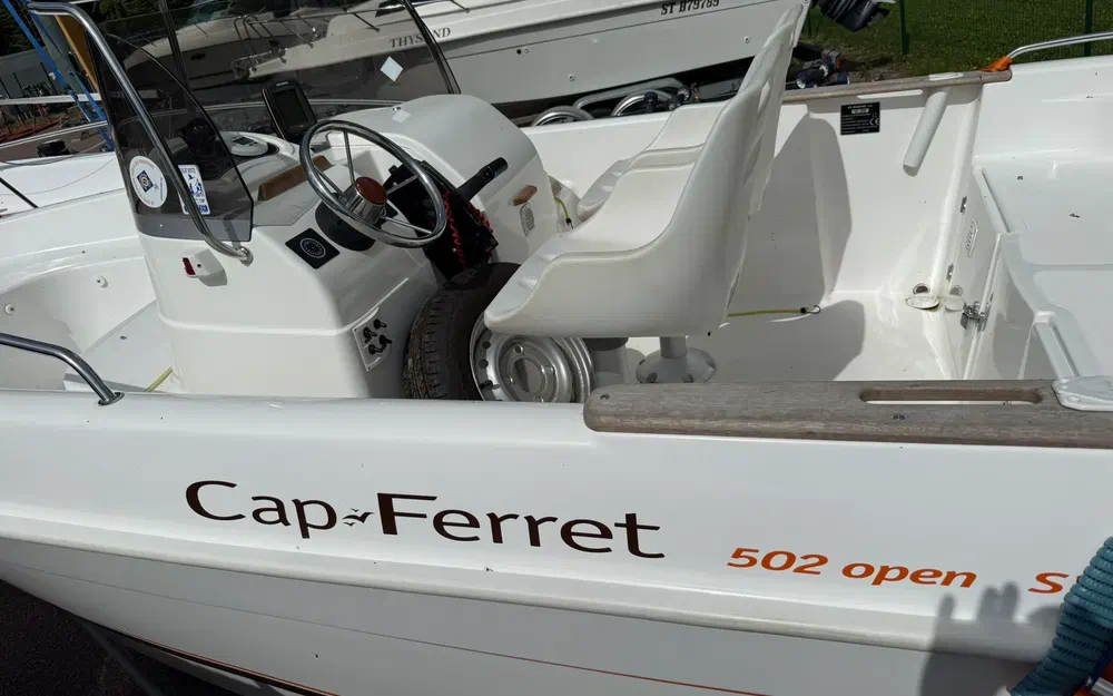 slider 18 B2 Marine Cap Ferret 502 Open