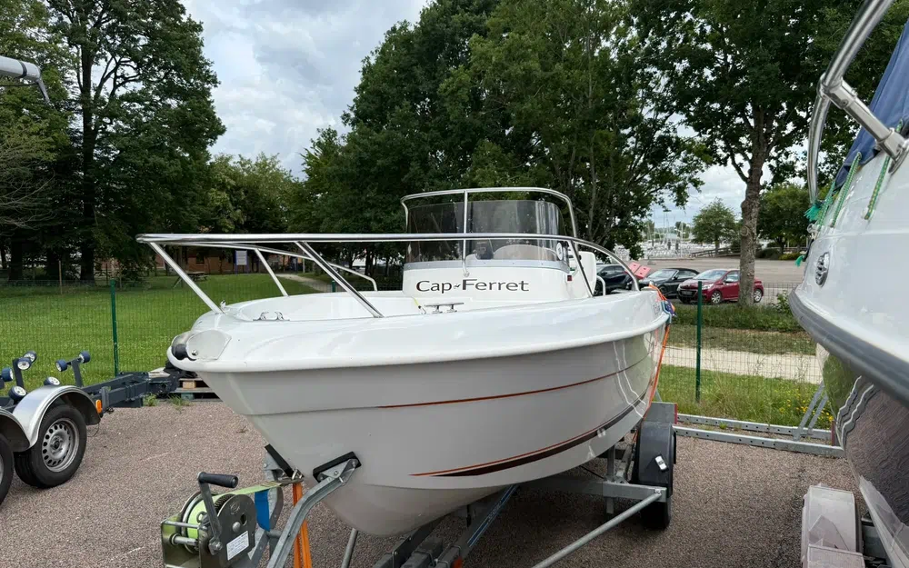 slider 3 B2 Marine Cap Ferret 502 Open