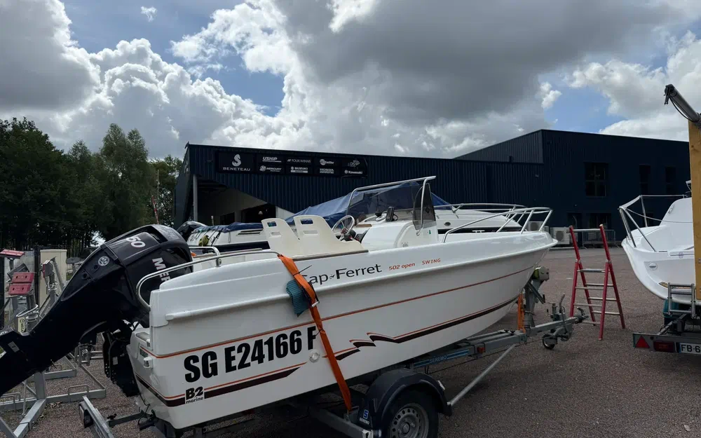 slider 2 B2 Marine Cap Ferret 502 Open
