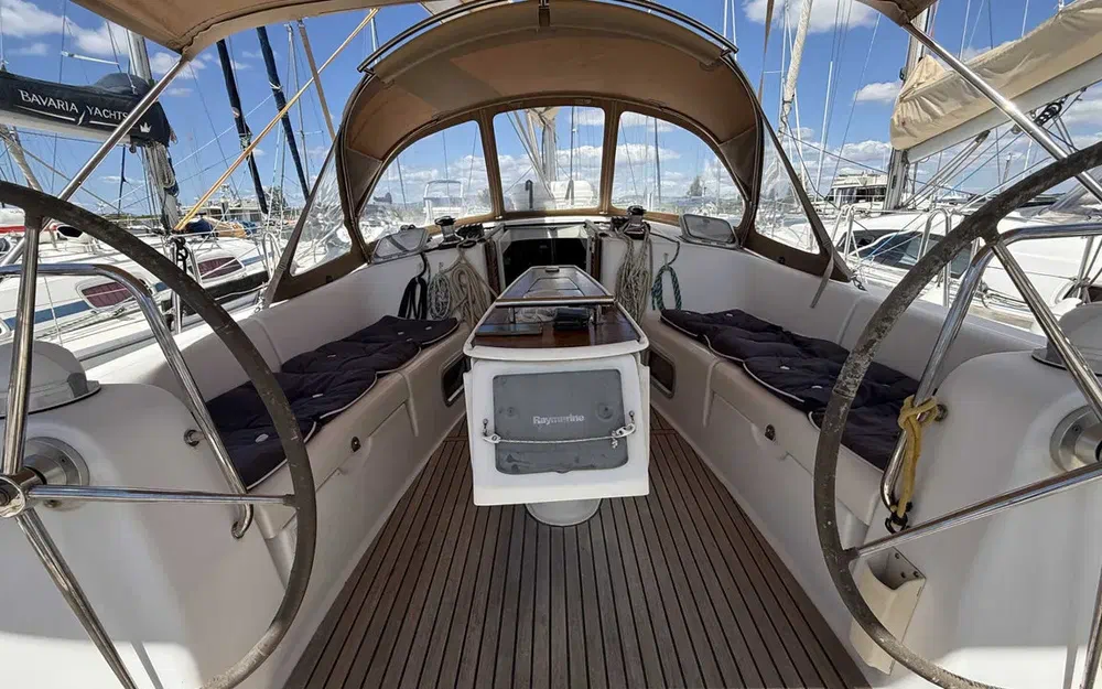 slider 2 Beneteau Oceanis 40