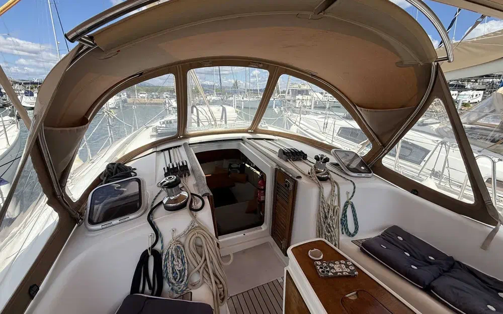 slider 34 Beneteau Oceanis 40