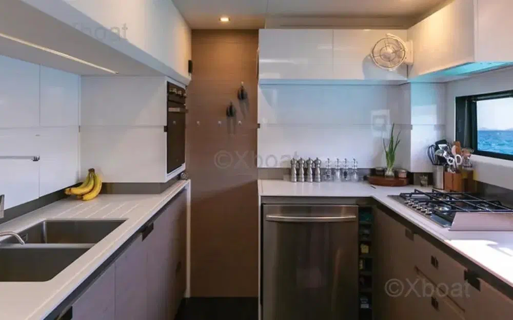 slider 10 Fountaine Pajot Alegria 67