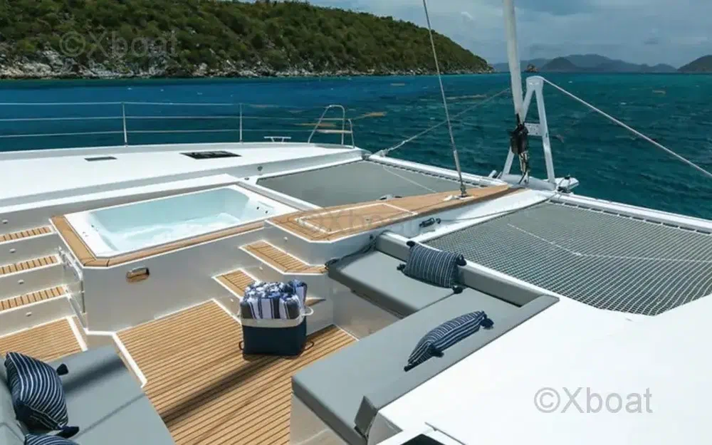 slider 2 Fountaine Pajot Alegria 67