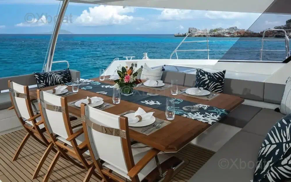 slider 8 Fountaine Pajot Alegria 67