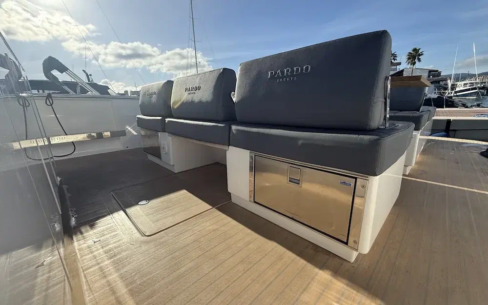 slider 7 Pardo Yachts Pardo 43