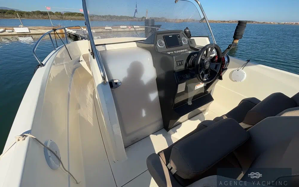 slider 13 Quicksilver Activ 675 Open