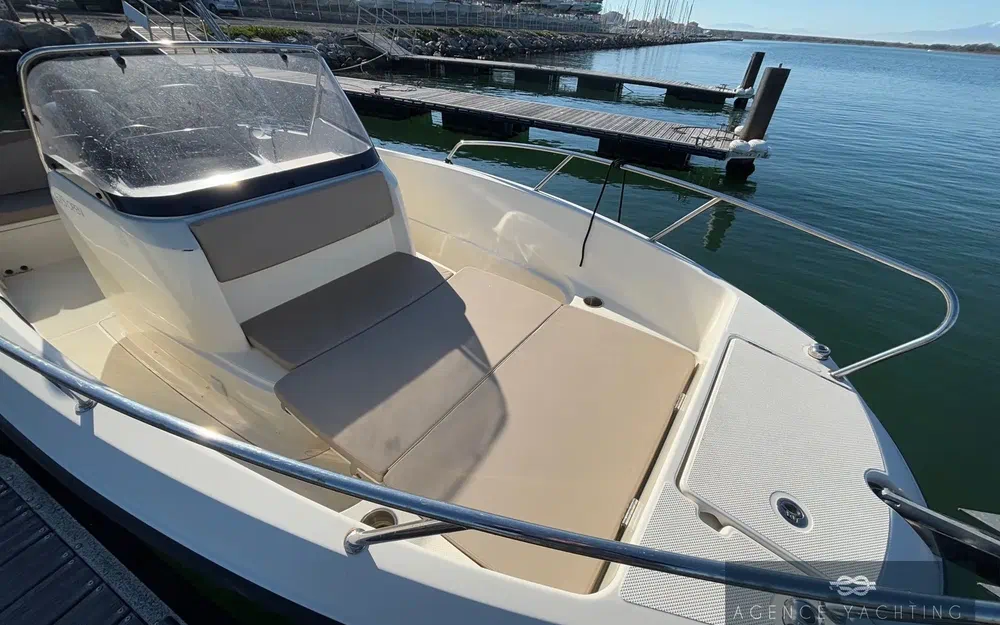 slider 14 Quicksilver Activ 675 Open