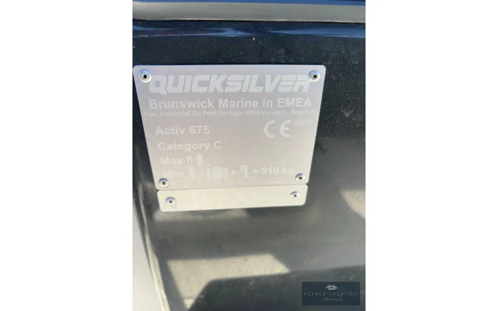slider 19 Quicksilver Activ 675 Open