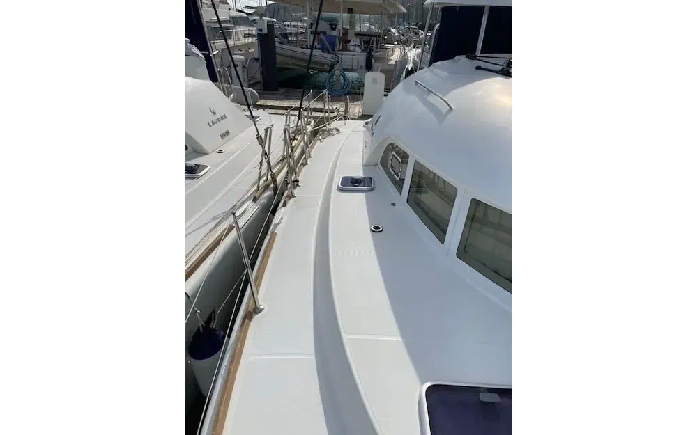 slider 9 Lagoon 380