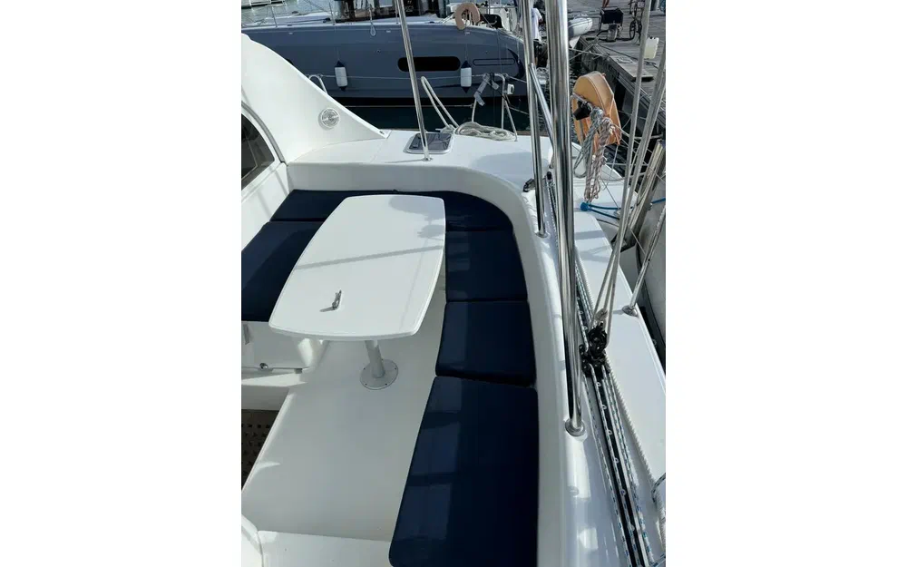 slider 4 Lagoon 380