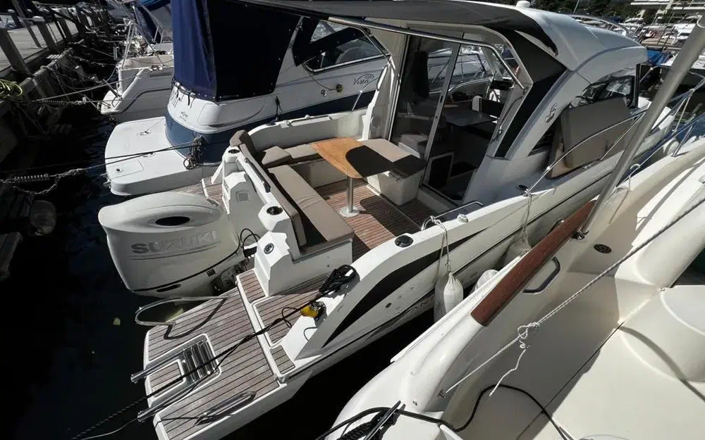 slider 0 Beneteau Antares 8