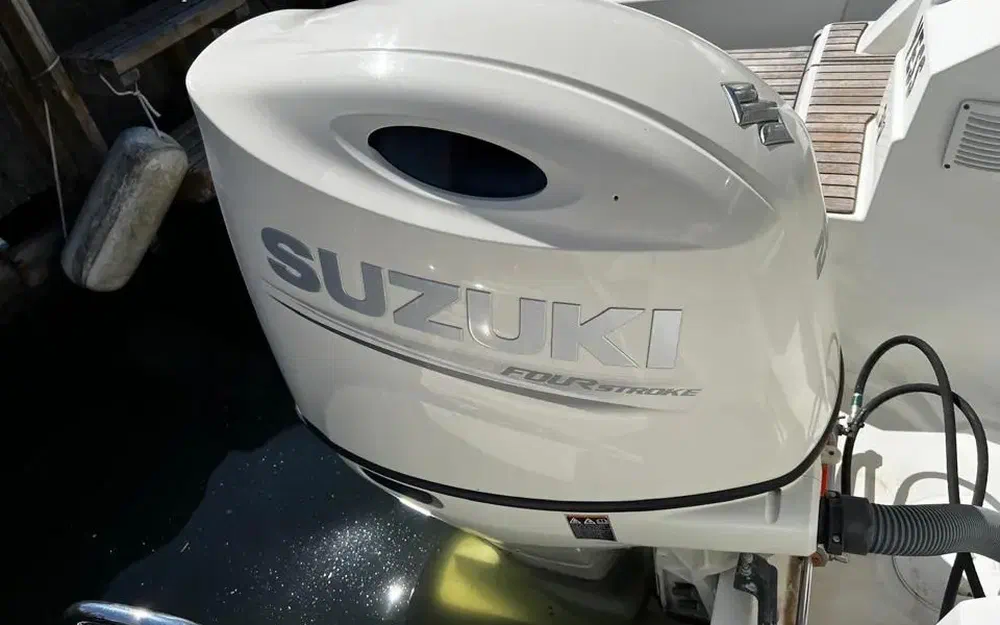 slider 8 Beneteau Antares 8