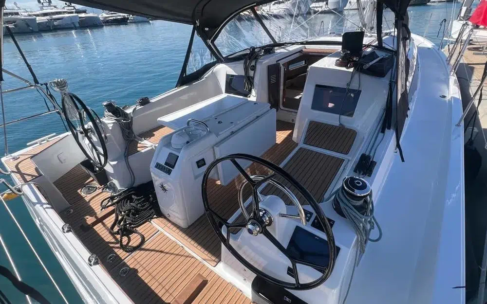 slider 1 Jeanneau Sun Odyssey 419