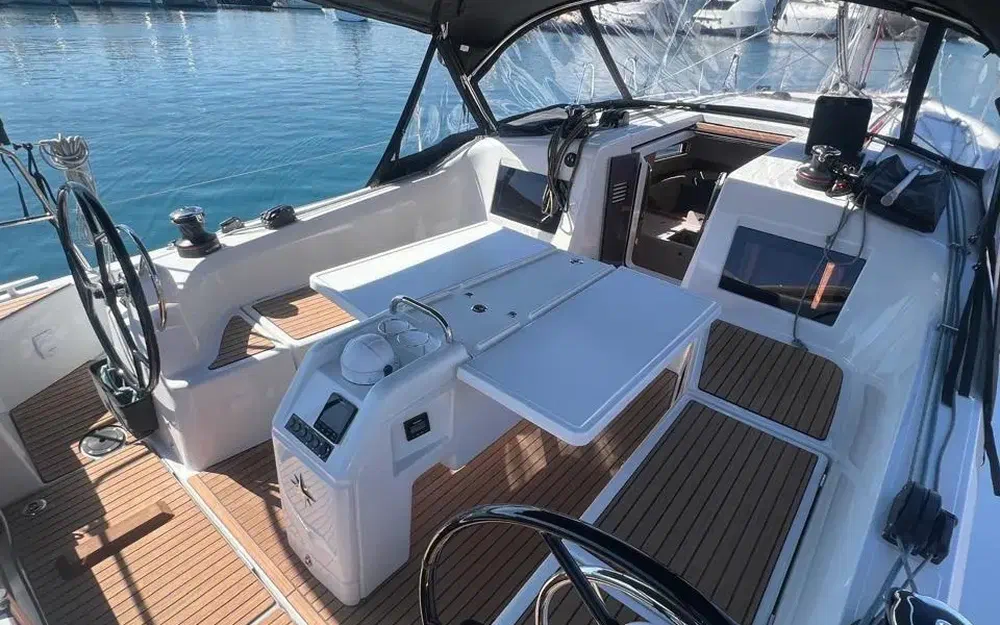 slider 2 Jeanneau Sun Odyssey 419