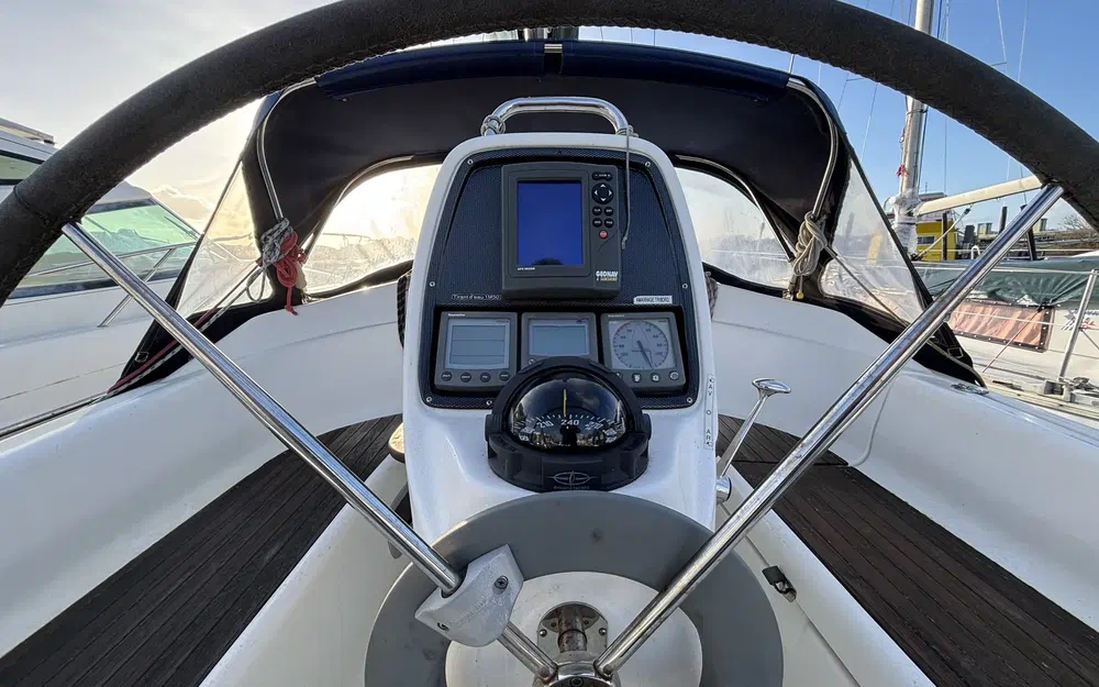 slider 4 Bavaria 30 Cruiser