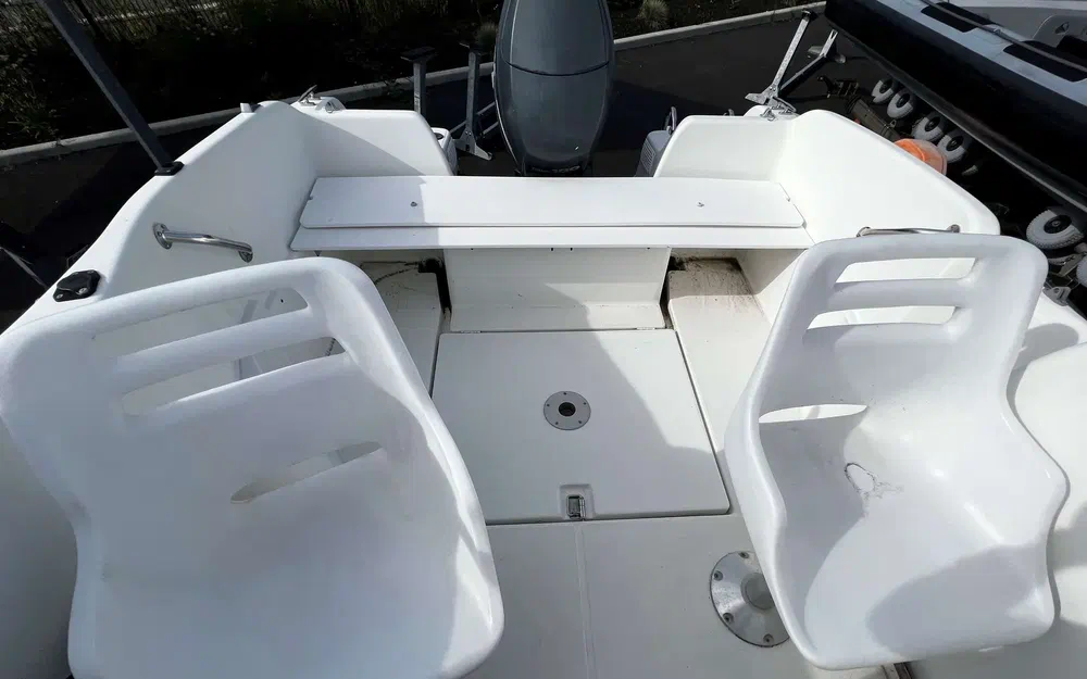 slider 6 Jeanneau Leader 545