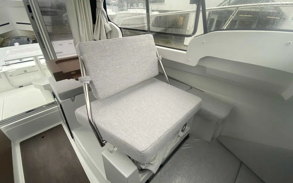 slider 8 Jeanneau Merry Fisher 695 Serie 2