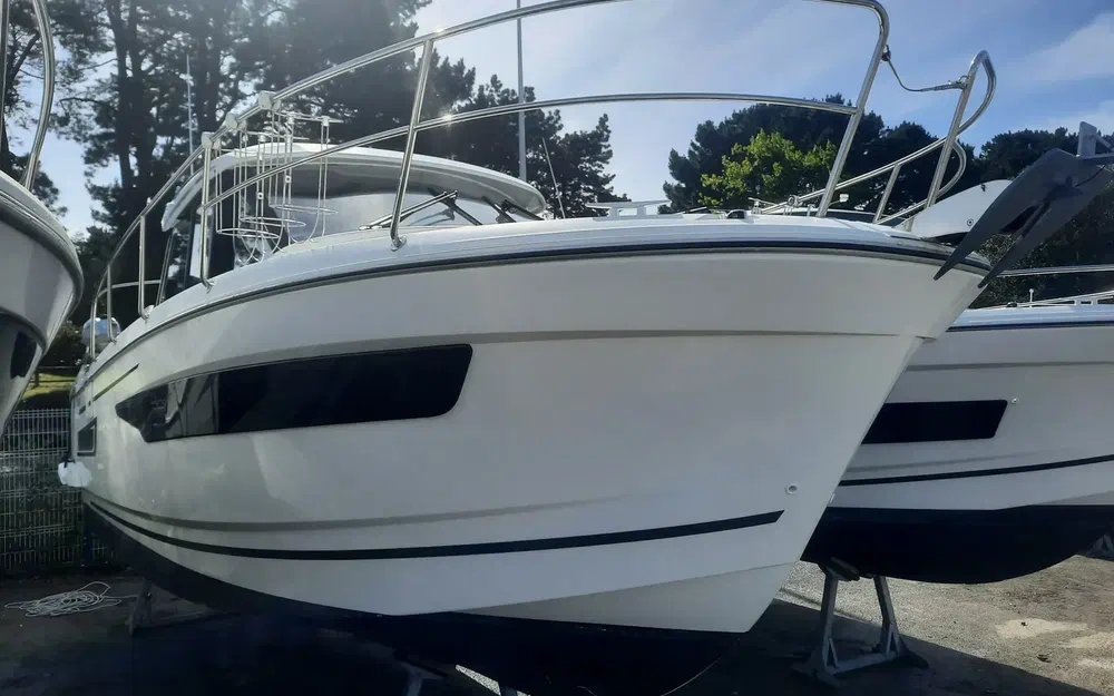 slider 1 Jeanneau Merry Fisher 895