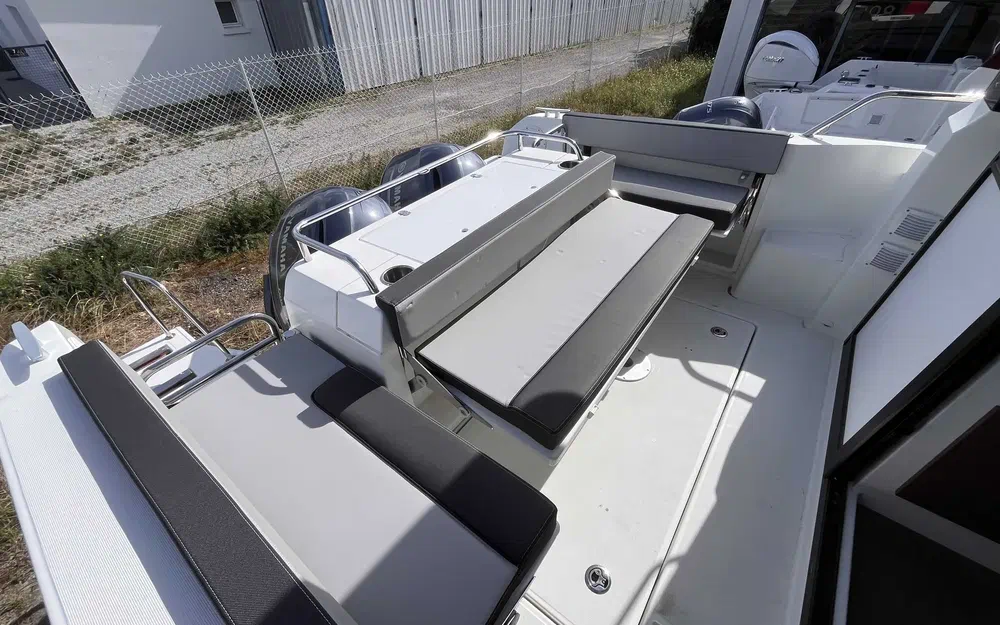 slider 5 Jeanneau Merry Fisher 895 Sport